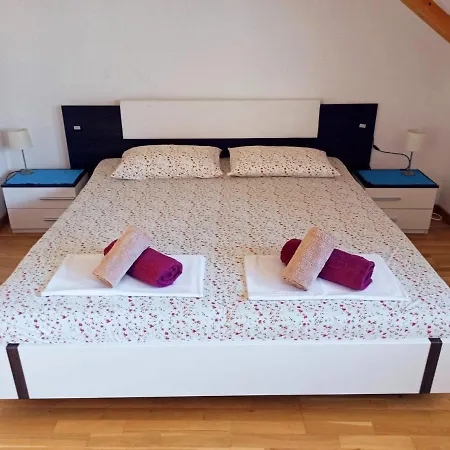 Tanya - Modern 3 Bedroom House Seconds Away From The Sea Zaton (Dubrovnik-Neretva)